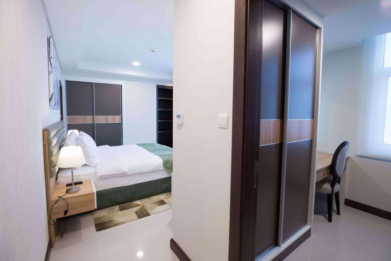Gulf Executive Hotel & Residence Juffair Manama Exterior photo