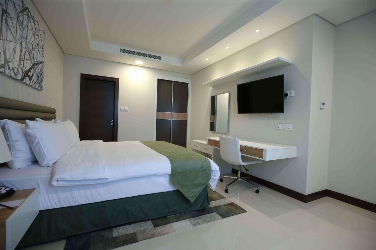 Gulf Executive Hotel & Residence Juffair Manama Exterior photo